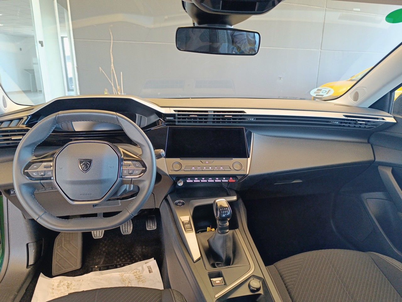 Peugeot 308 5p Active Pack Puretech 110 - Foto 2