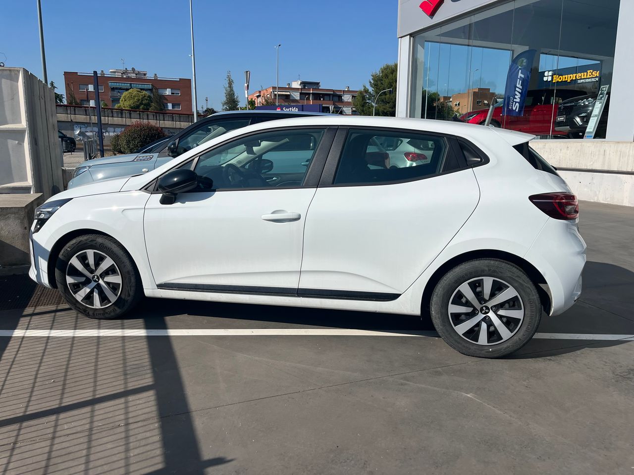 Mitsubishi Colt 100T Motion