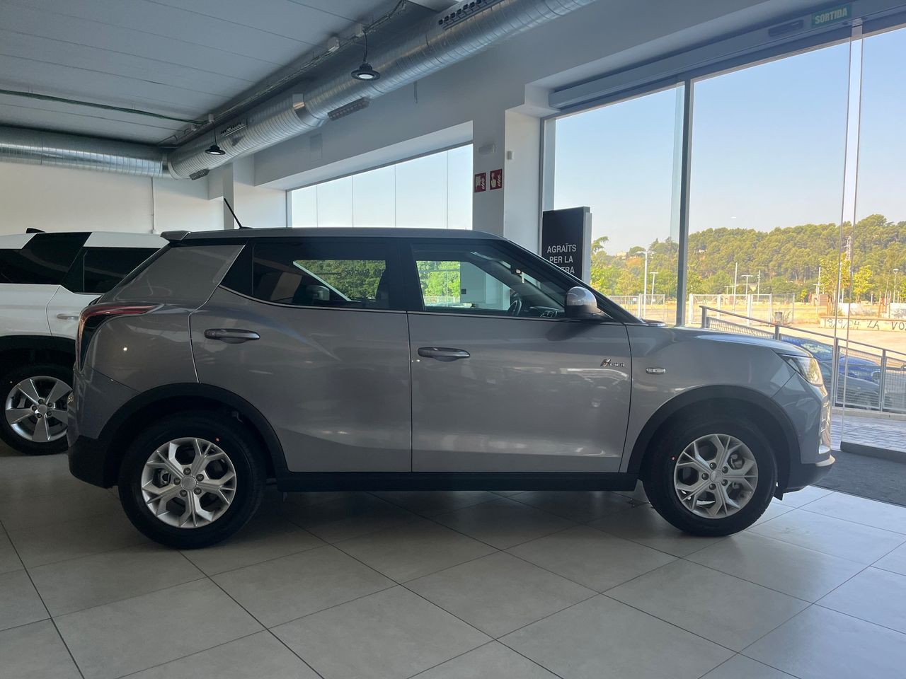 KGM Tívoli G15T 135 CV Urban Plus - Foto 2