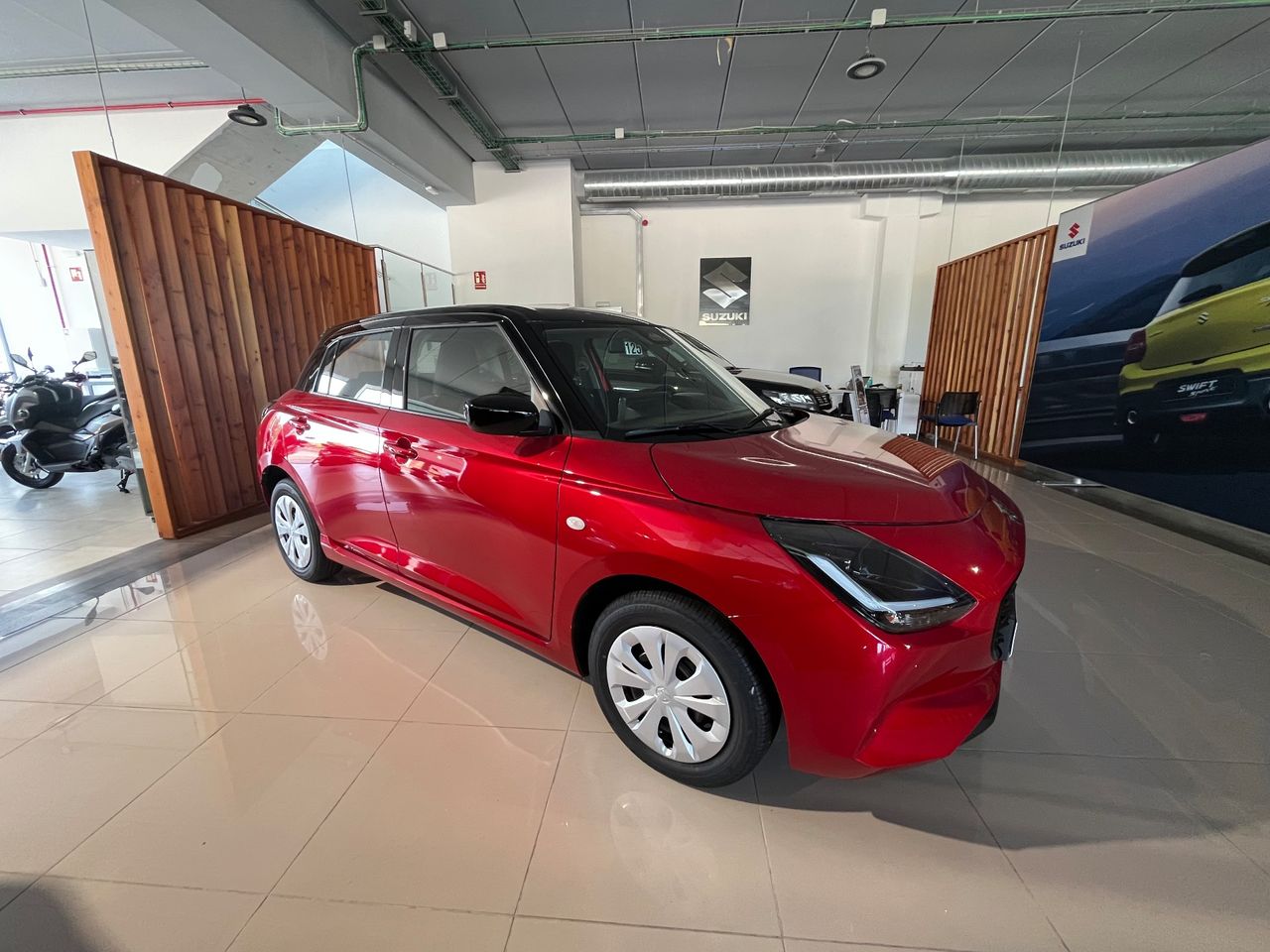 Suzuki Swift 1.2 Mild Hybrid S1 - Foto 2