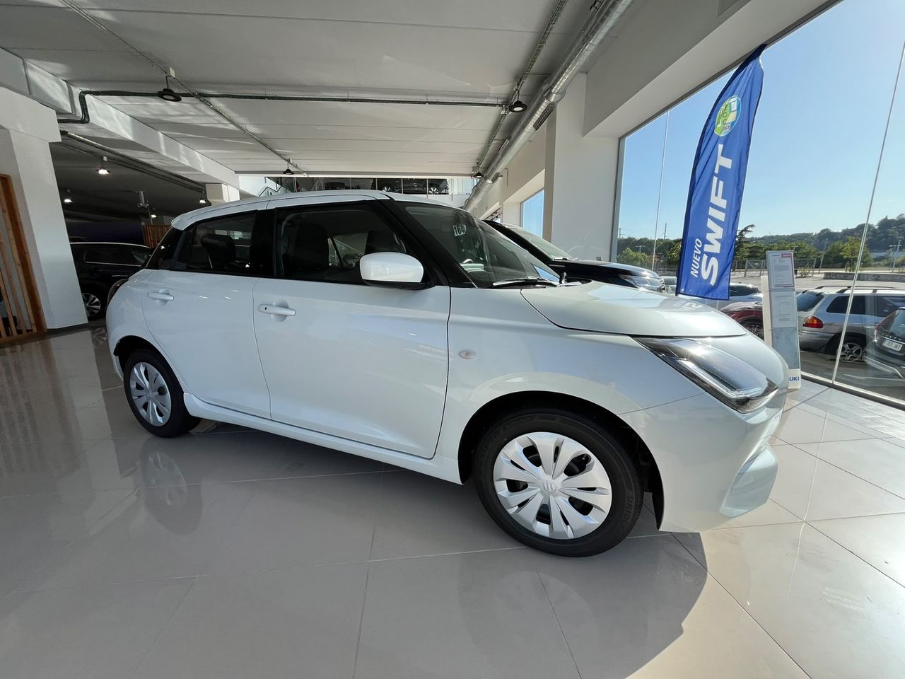 Suzuki Swift 1.2 Mild Hybrid S1 - Foto 3
