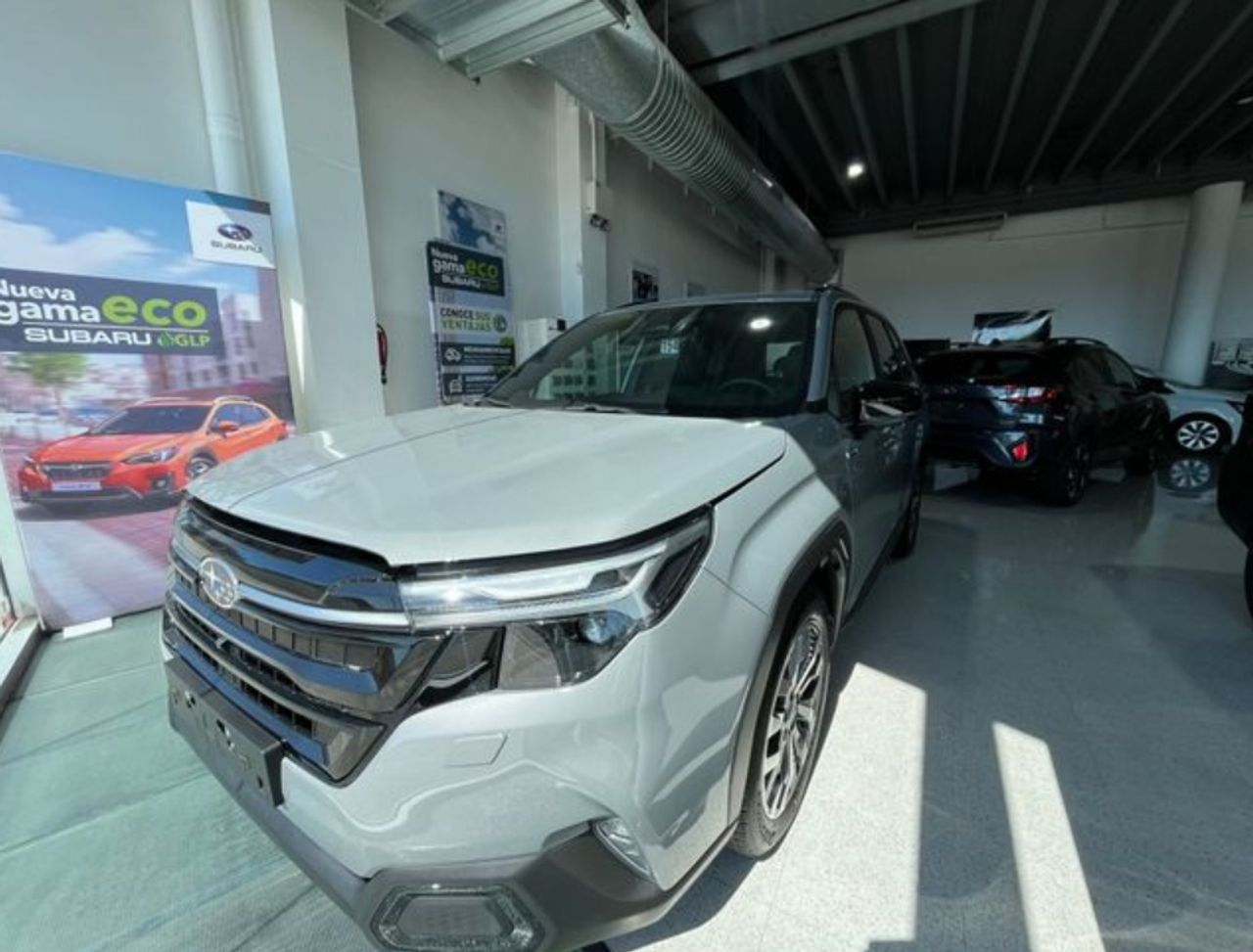 Subaru Forester 2.0i Hybrid Touring