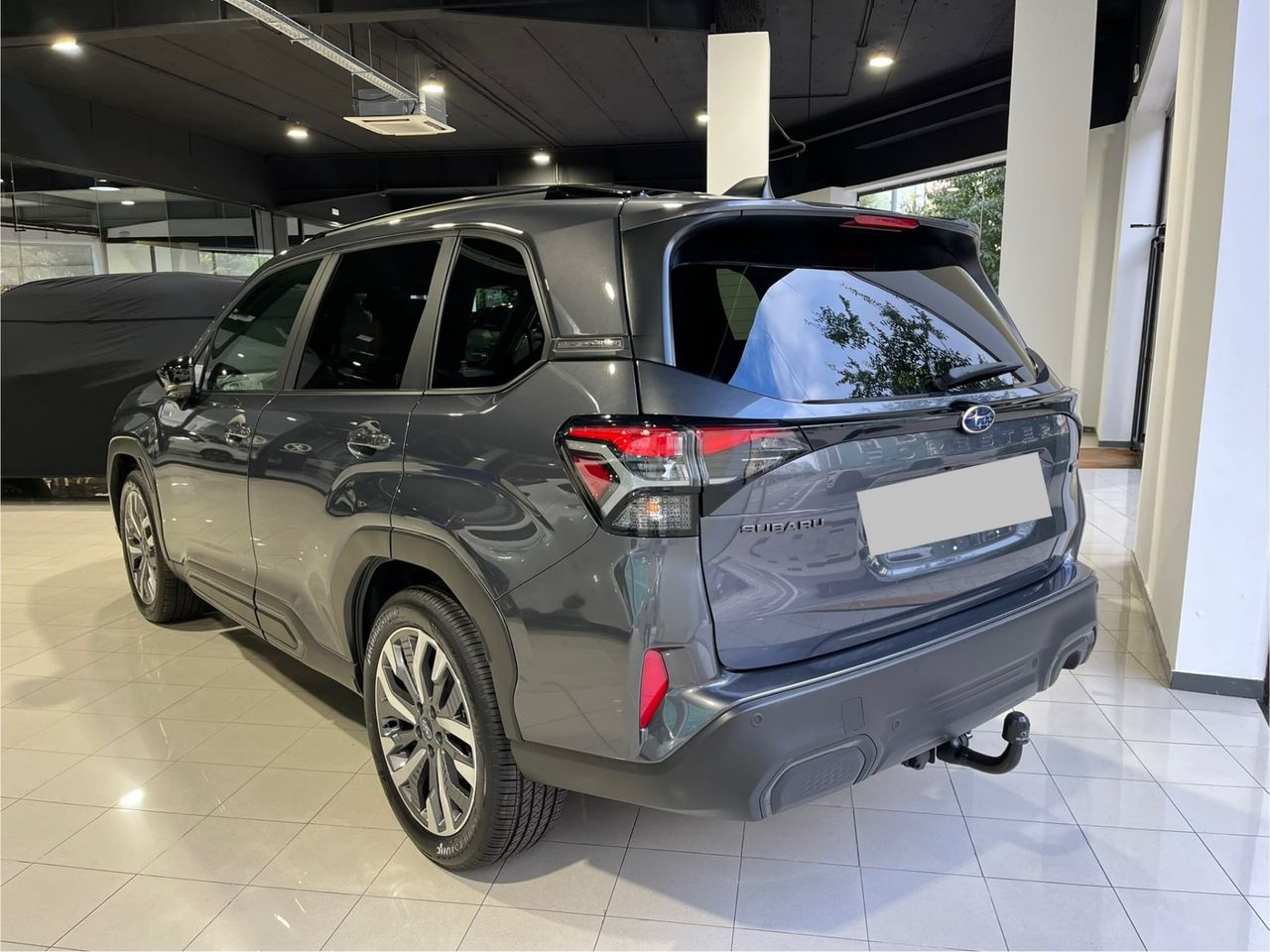 Subaru Forester 2.0i Hybrid Touring - Foto 4
