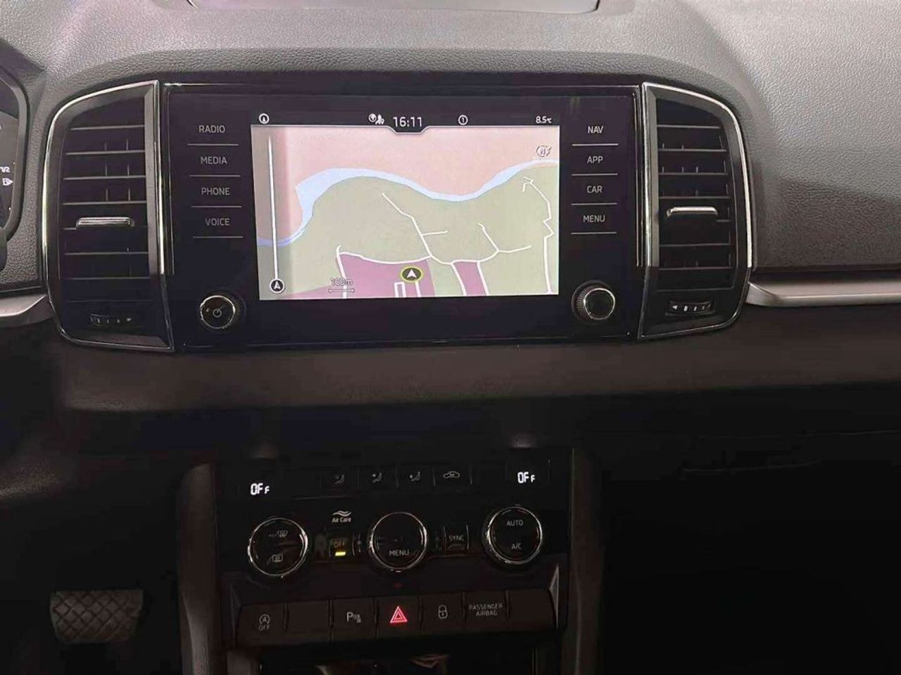 bg