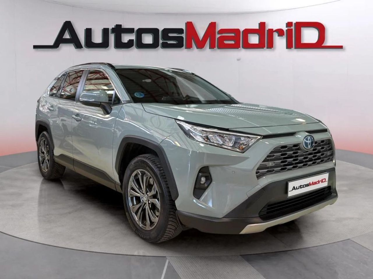Toyota Rav4 2.5l 220H Advance
