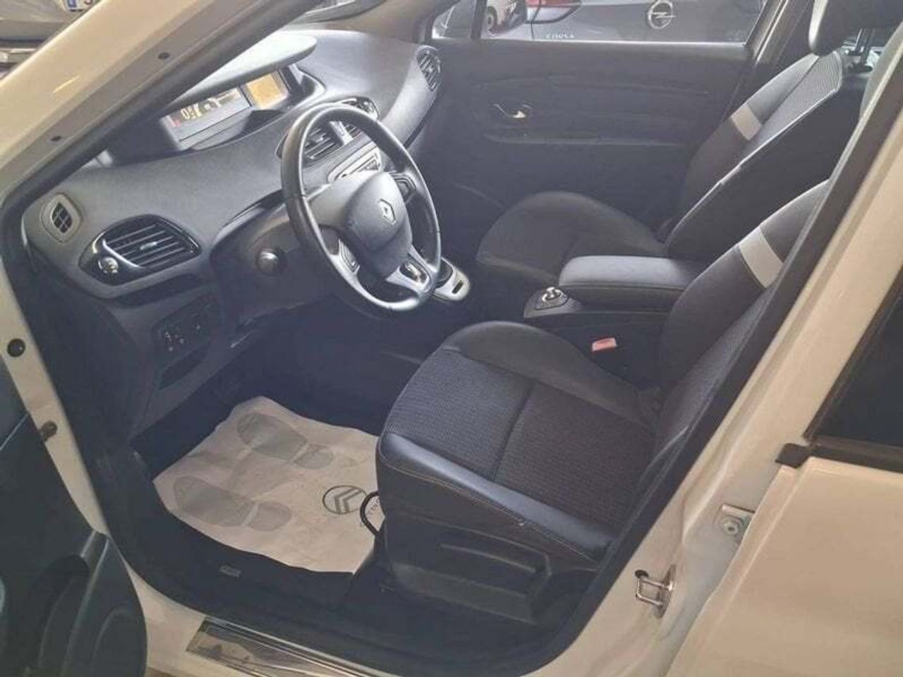 bg