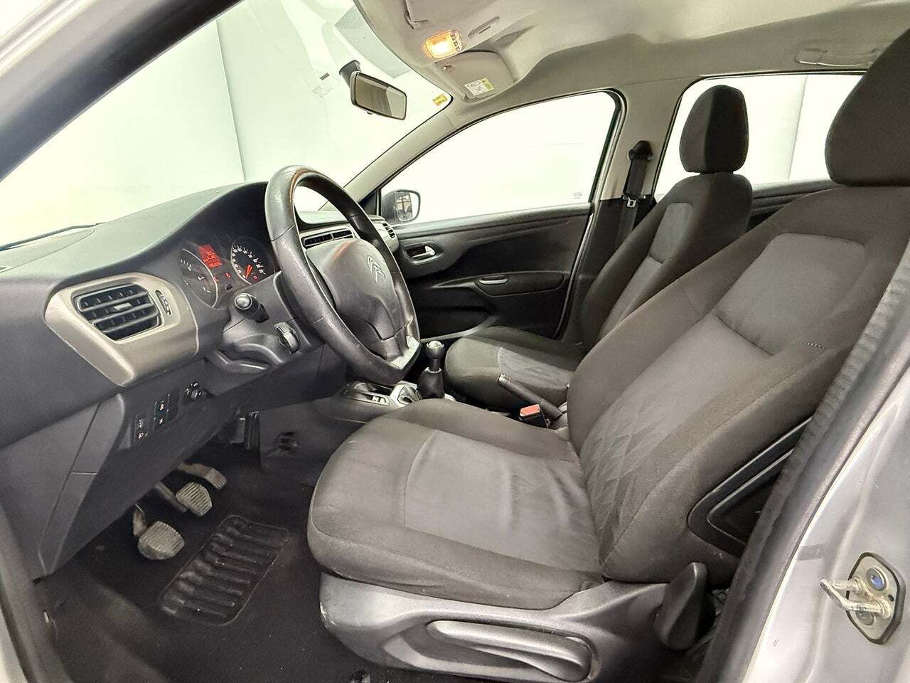 Citroën C-Elysée HDi 90cv Seduction  - Foto 9