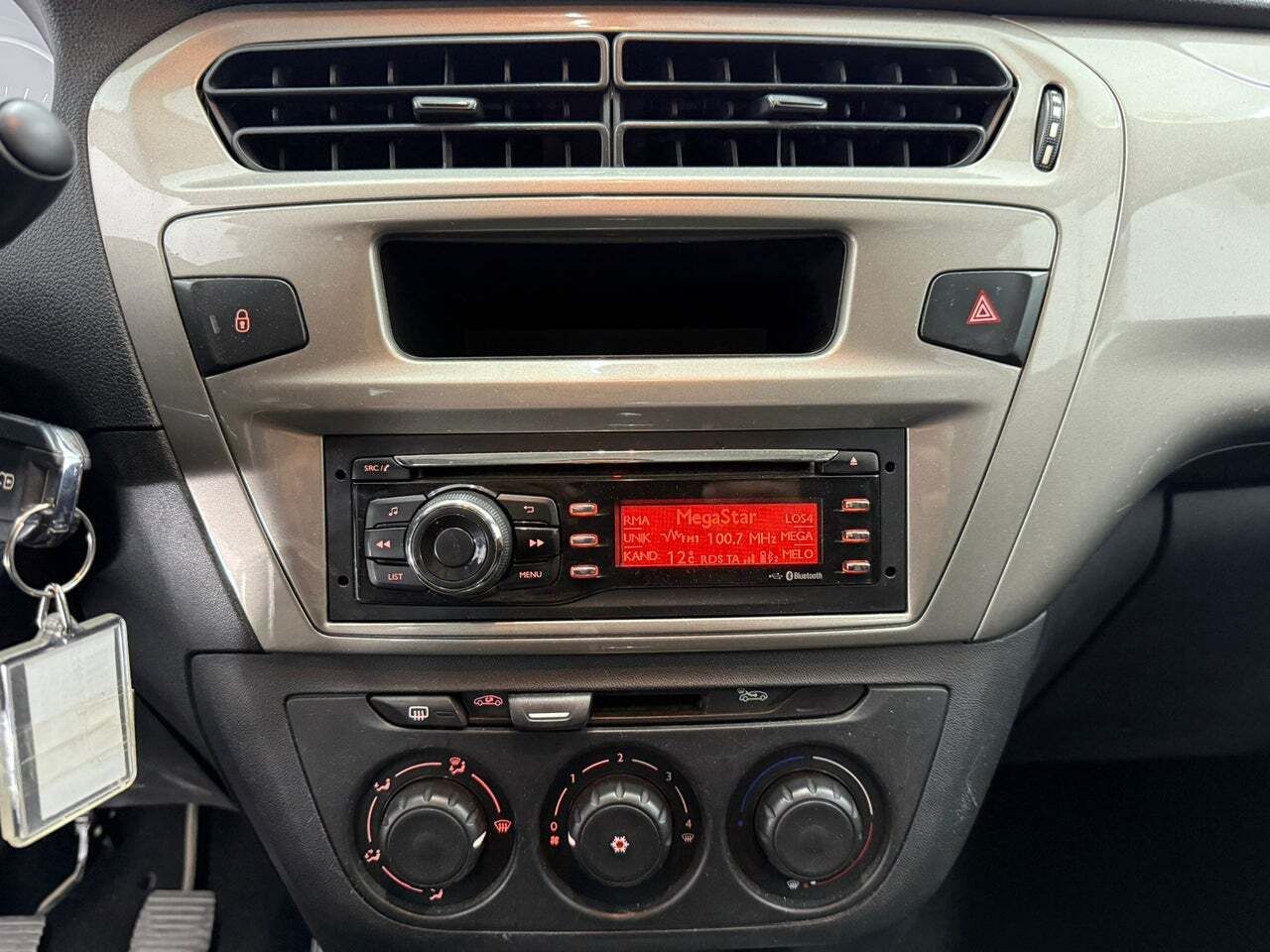Citroën C-Elysée HDi 90cv Seduction  - Foto 21