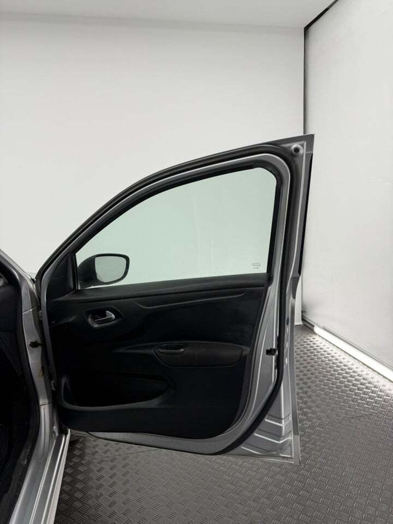 Citroën C-Elysée HDi 90cv Seduction  - Foto 29