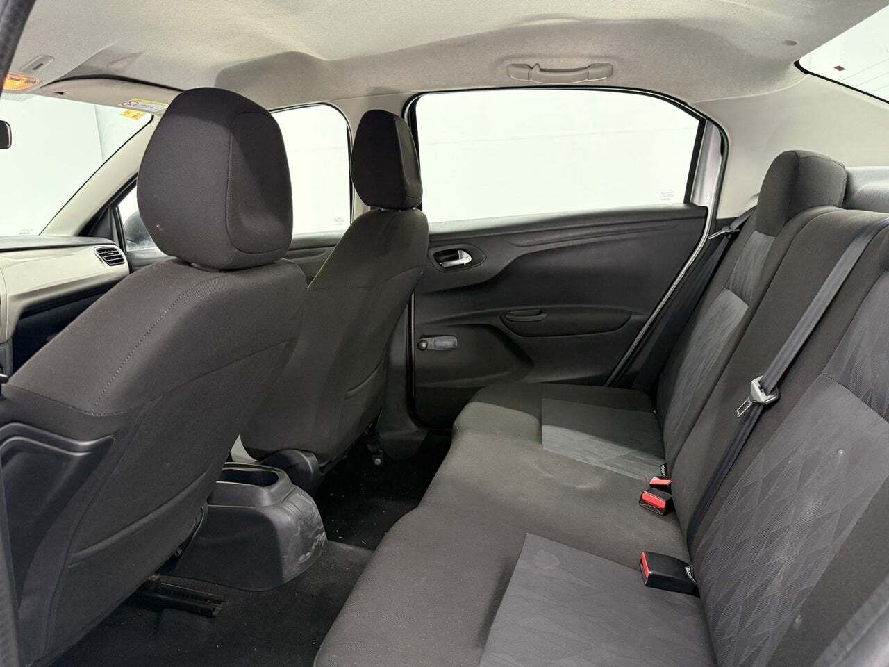Citroën C-Elysée HDi 90cv Seduction  - Foto 12