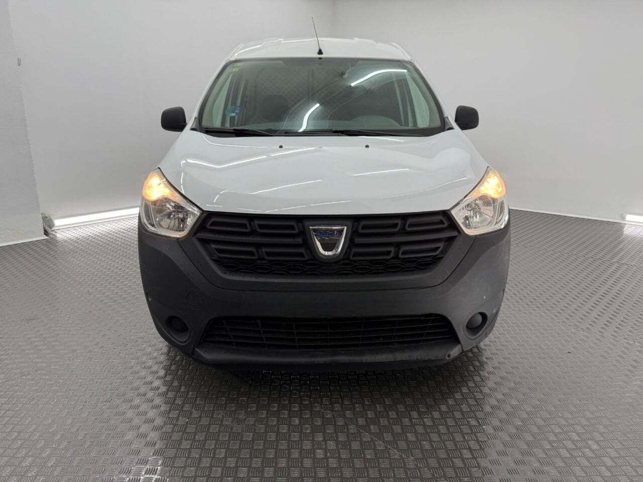 Dacia Dokker Essential 1.6 75kW 100CV GLP N1  - Foto 4