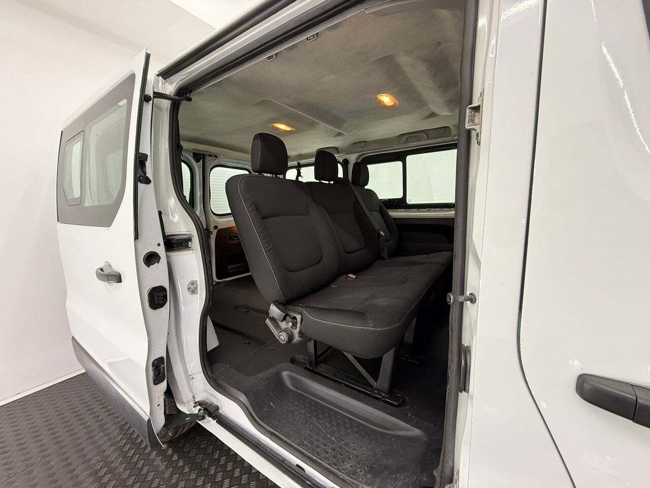 Renault Trafic Combi 9 Energy dCi 92 kW 125 CV TT E6  - Foto 23