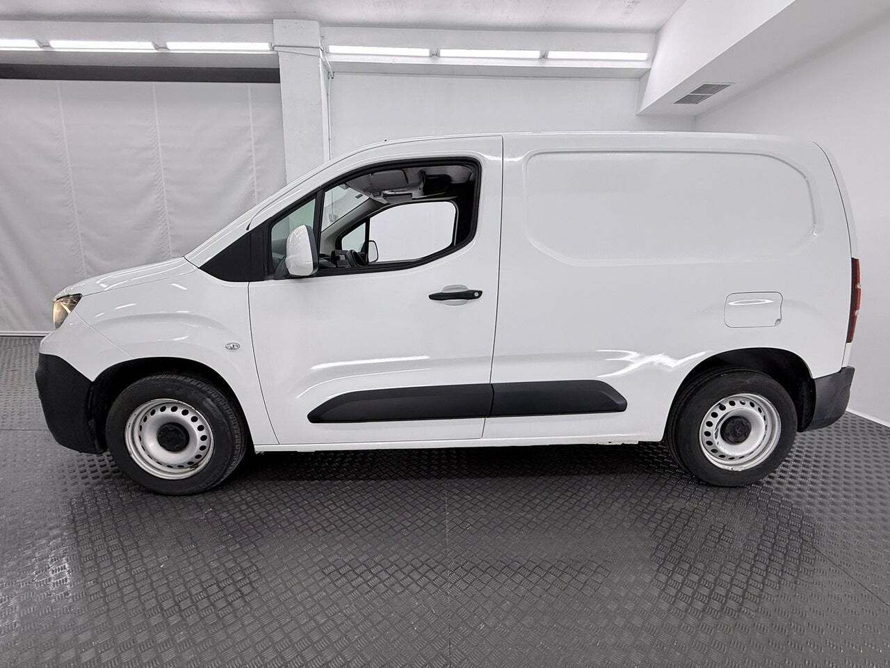 Peugeot Partner Asphalt Standard 1000kg BlueHDi 73kW  - Foto 7
