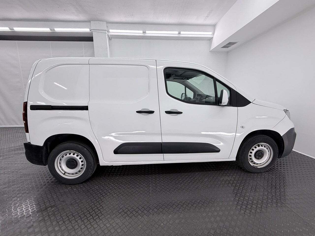 Peugeot Partner Asphalt Standard 1000kg BlueHDi 73kW  - Foto 6