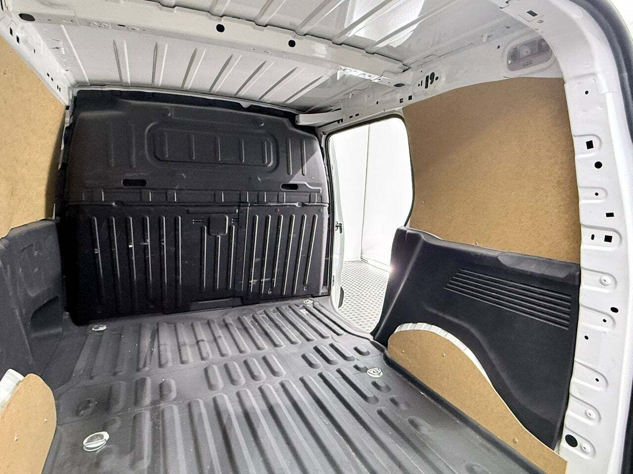 Peugeot Partner Asphalt Standard 1000kg BlueHDi 73kW  - Foto 30