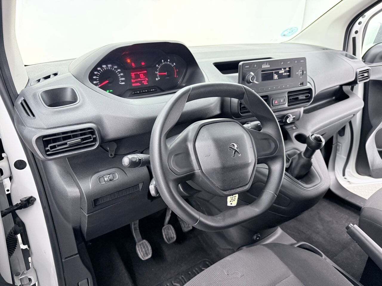 Peugeot Partner Asphalt Standard 1000kg BlueHDi 73kW  - Foto 9