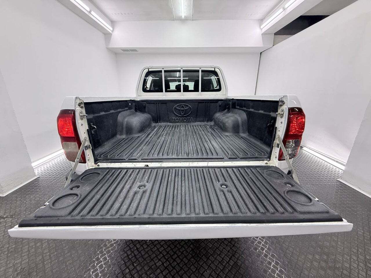 Toyota Hilux 2.4 D4D Cabina Doble GX  - Foto 33