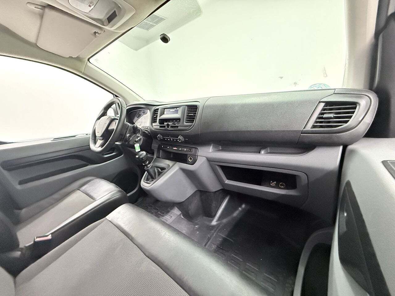 Peugeot Expert Furgon Pro 1.5 BlueHDi 100 SS Standard  - Foto 23