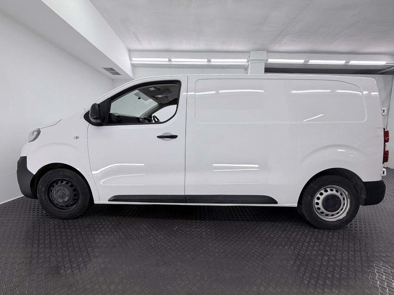 Peugeot Expert Furgon Pro 1.5 BlueHDi 100 SS Standard  - Foto 9