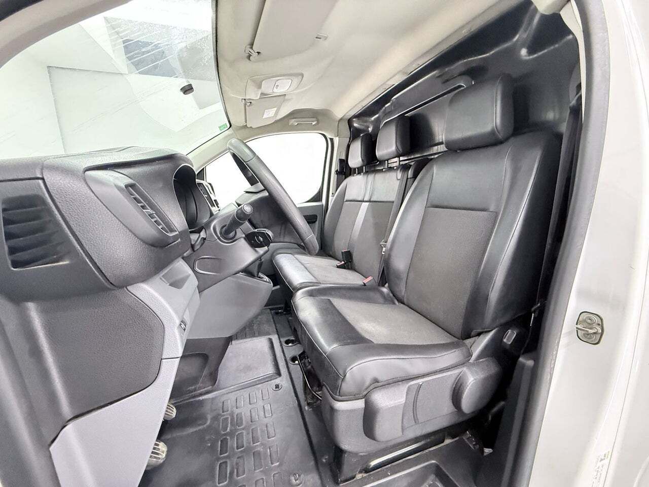 Peugeot Expert Furgon Pro 1.5 BlueHDi 100 SS Standard  - Foto 13