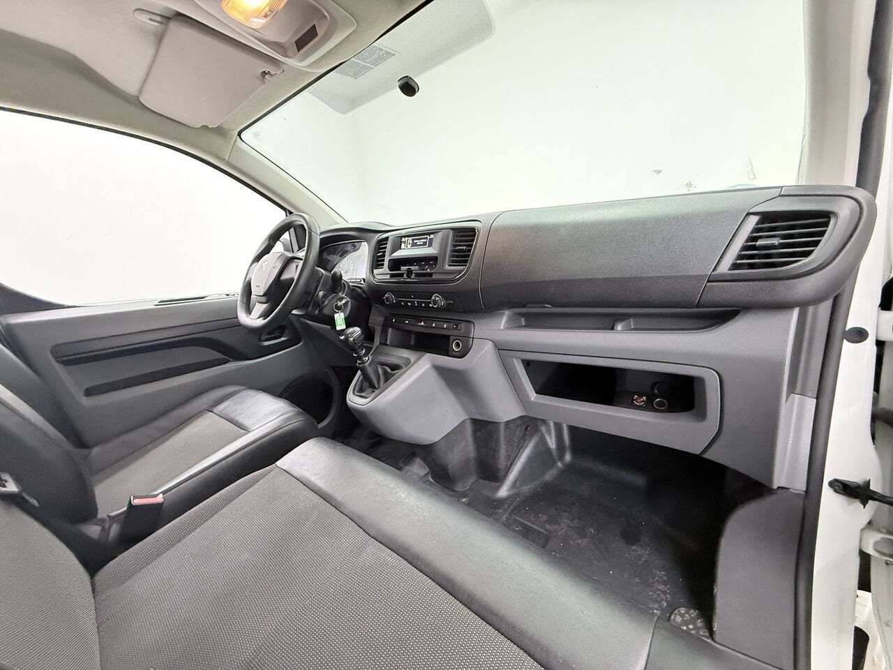 Peugeot Expert Furgon Pro 1.5 BlueHDi 100 SS Standard  - Foto 12