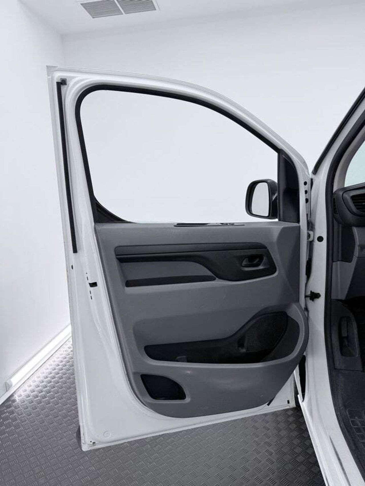 Peugeot Expert Furgon Pro 1.5 BlueHDi 100 SS Standard  - Foto 35