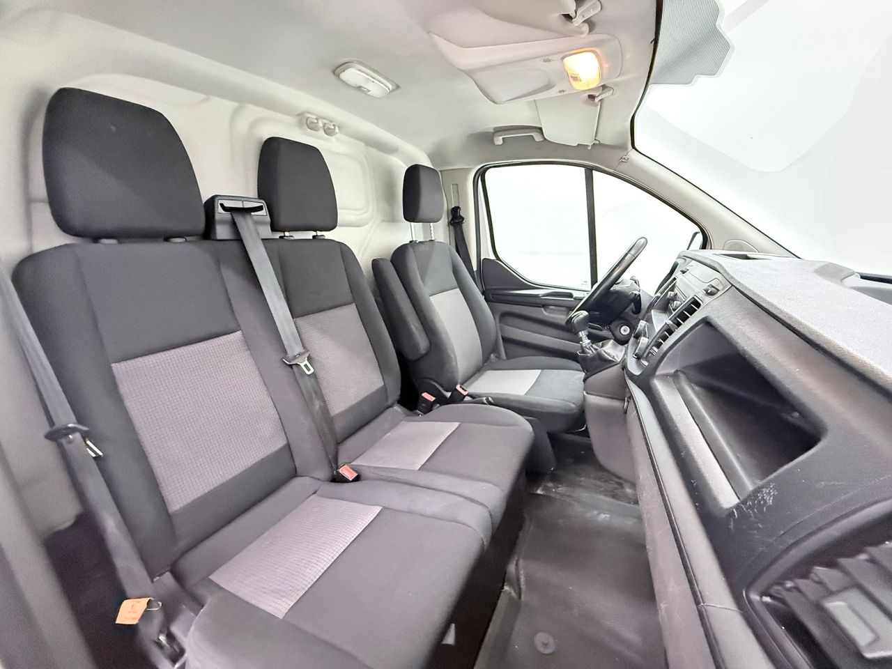 Ford Transit Custom Van 2.0 TDCI 77kW 280 L1 Ambiente  - Foto 13