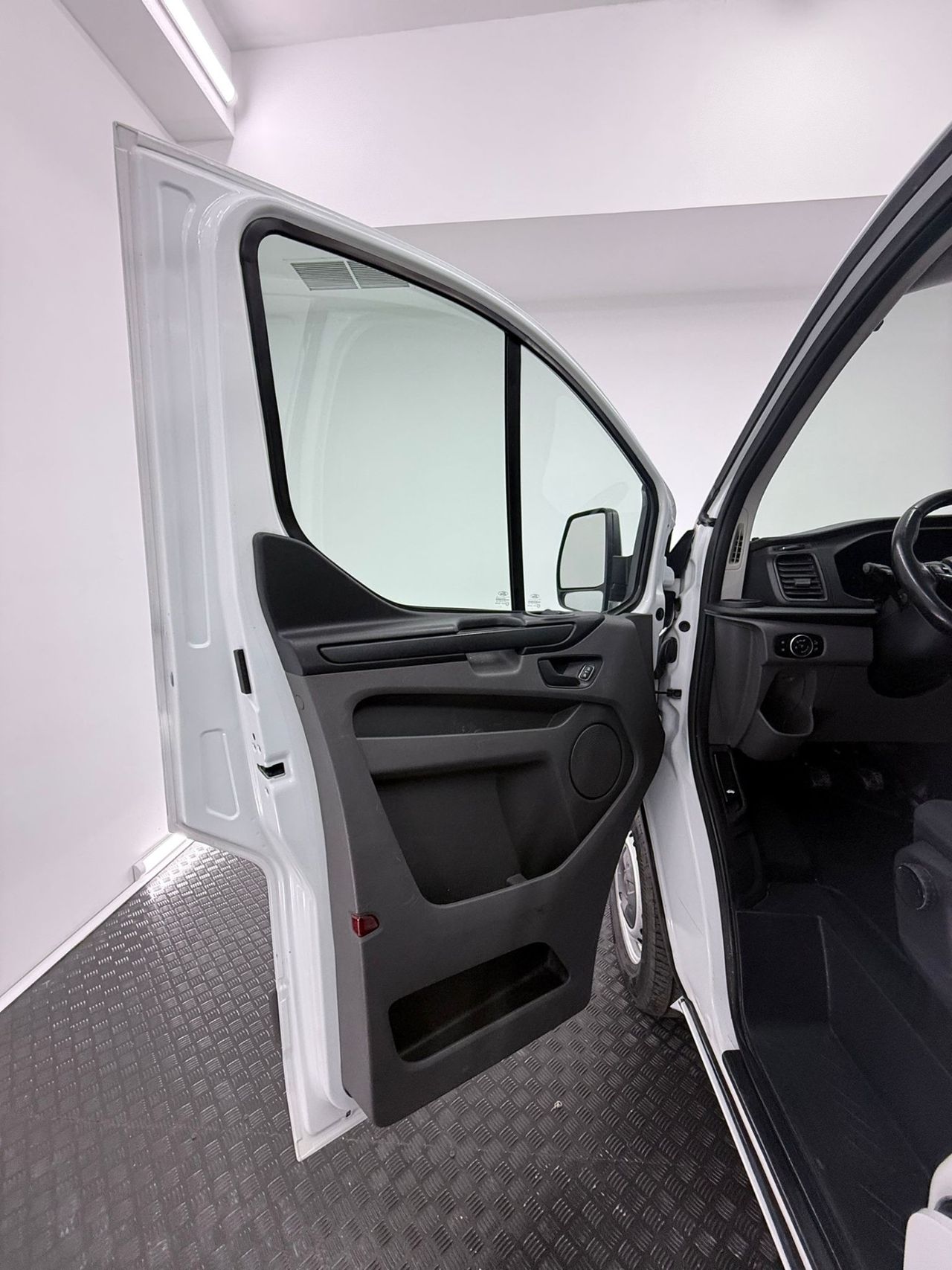 Ford Transit Custom Van 2.0 TDCI 77kW 280 L1 Ambiente  - Foto 34