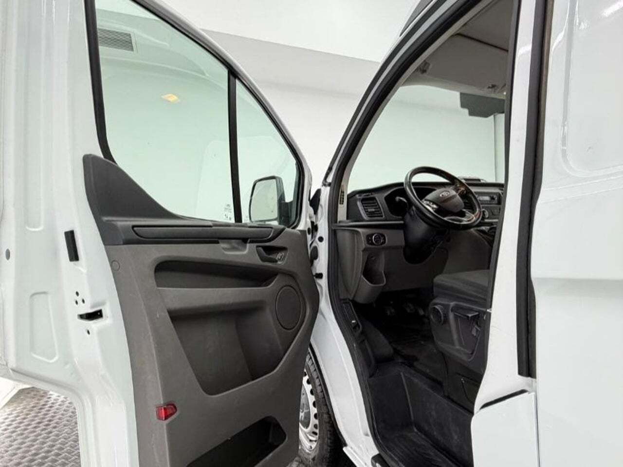Ford Transit Custom Van 2.0 TDCI 96kW 340 L2 Ambiente  - Foto 24