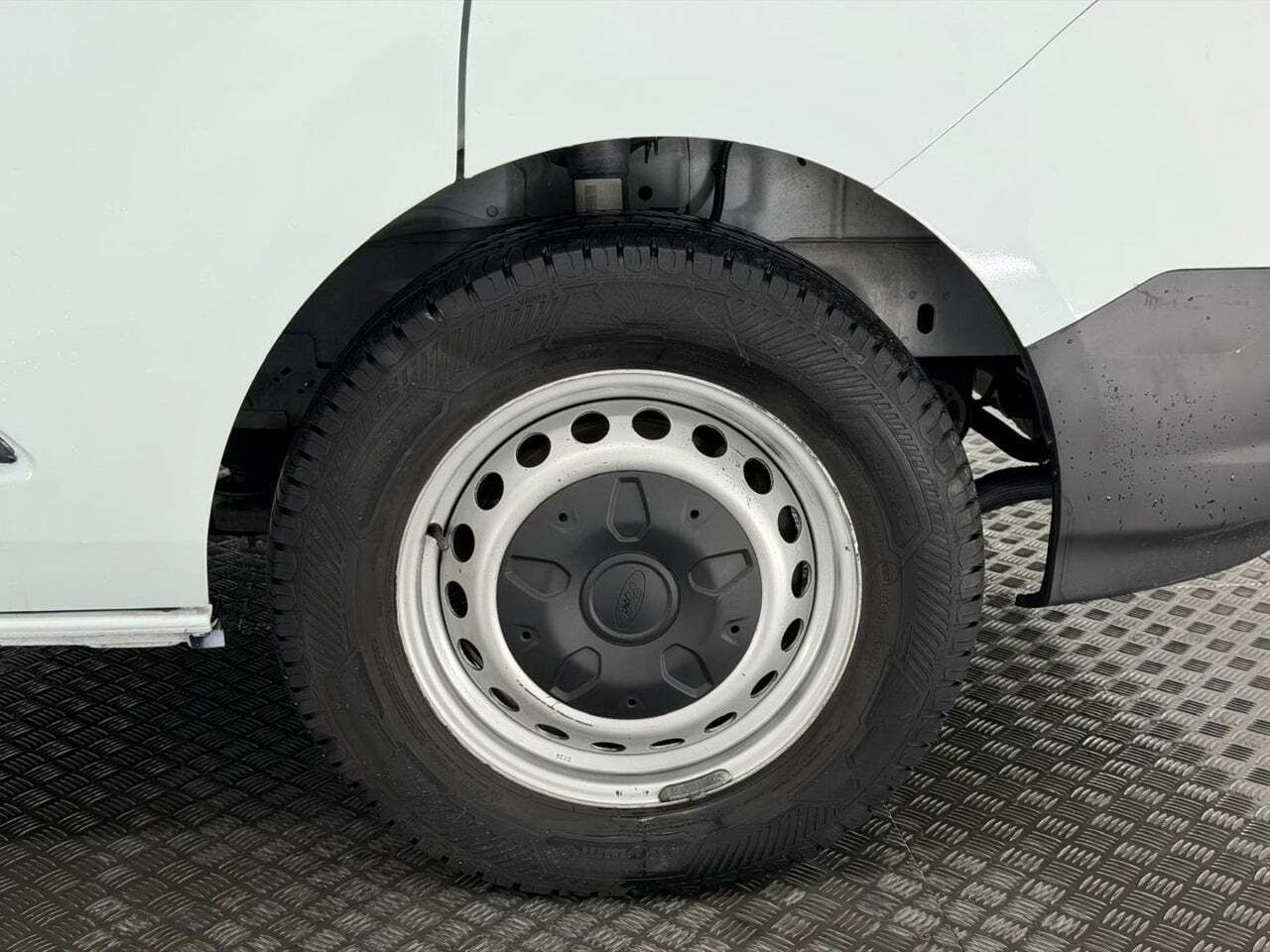Ford Transit Custom Van 2.0 TDCI 96kW 340 L2 Ambiente  - Foto 26