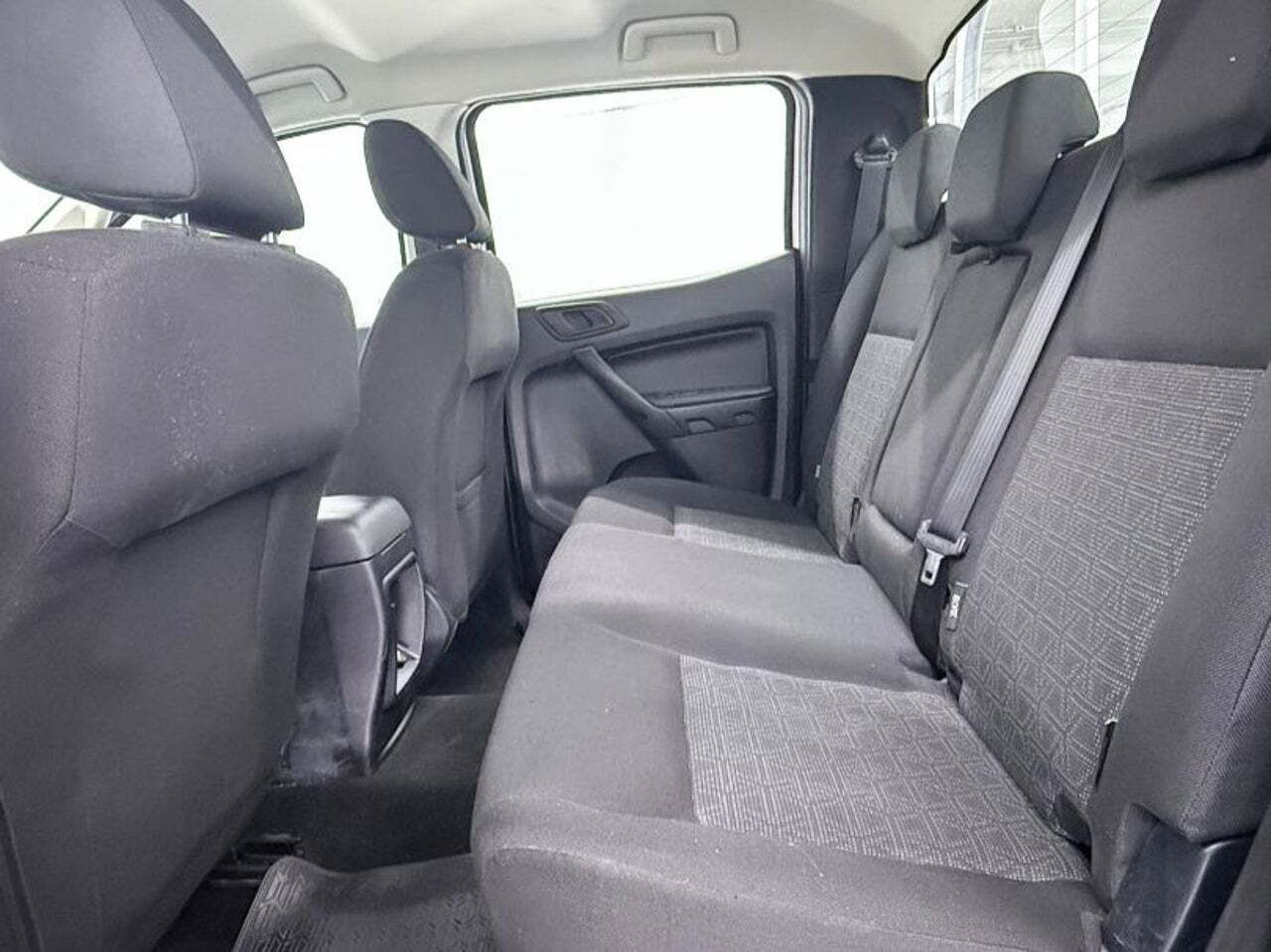 Ford Ranger 2.0 Ecobl 125kW 4x4 Dob Cab. Limited SS  - Foto 28