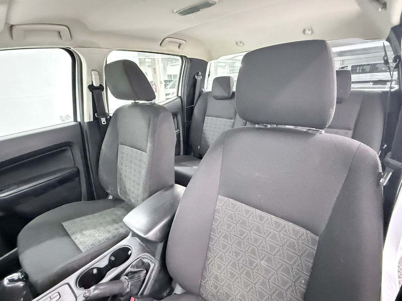Ford Ranger 2.0 Ecobl 125kW 4x4 Dob Cab. Limited SS  - Foto 30