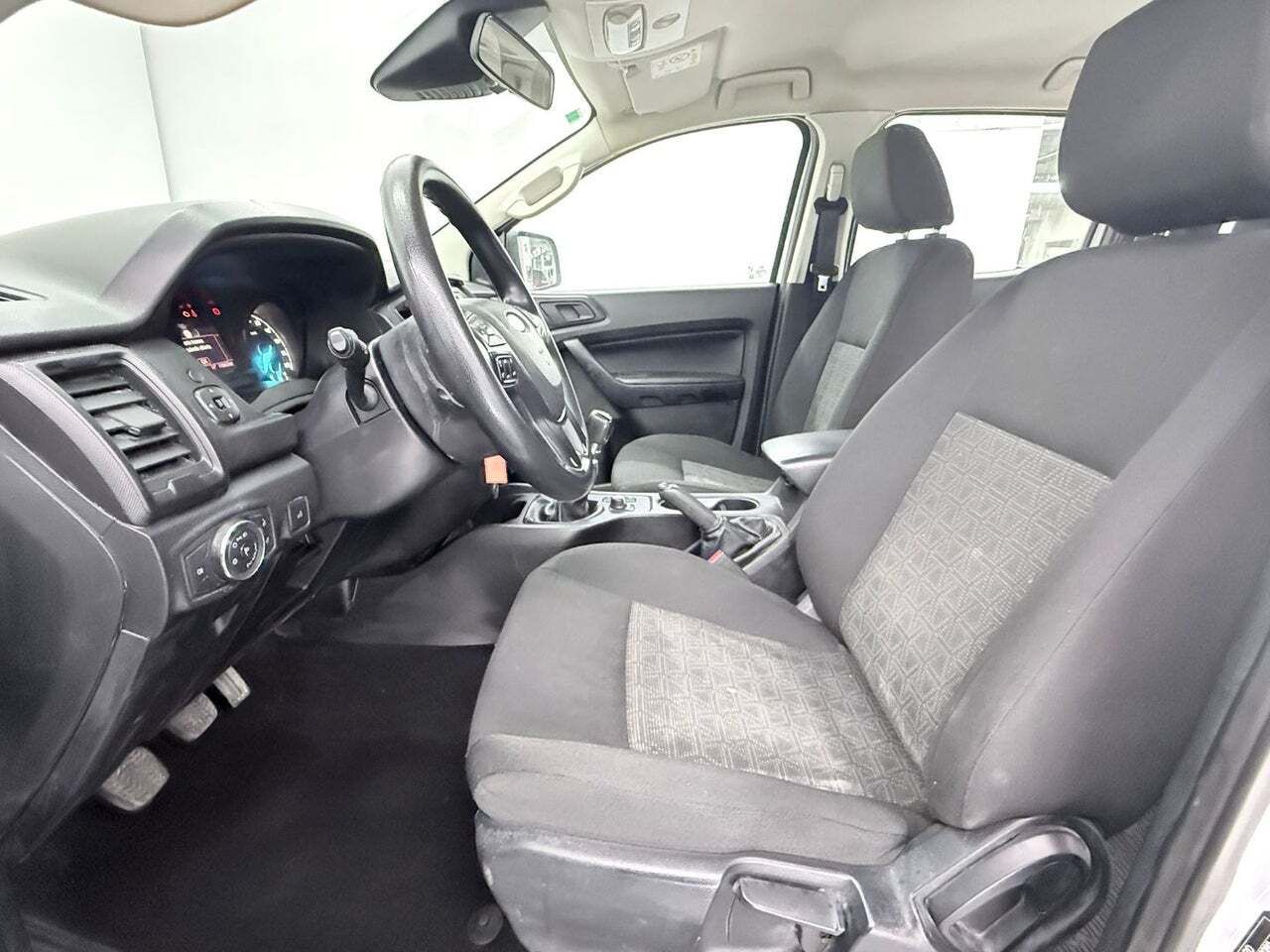 Ford Ranger 2.0 Ecobl 125kW 4x4 Dob Cab. Limited SS  - Foto 27