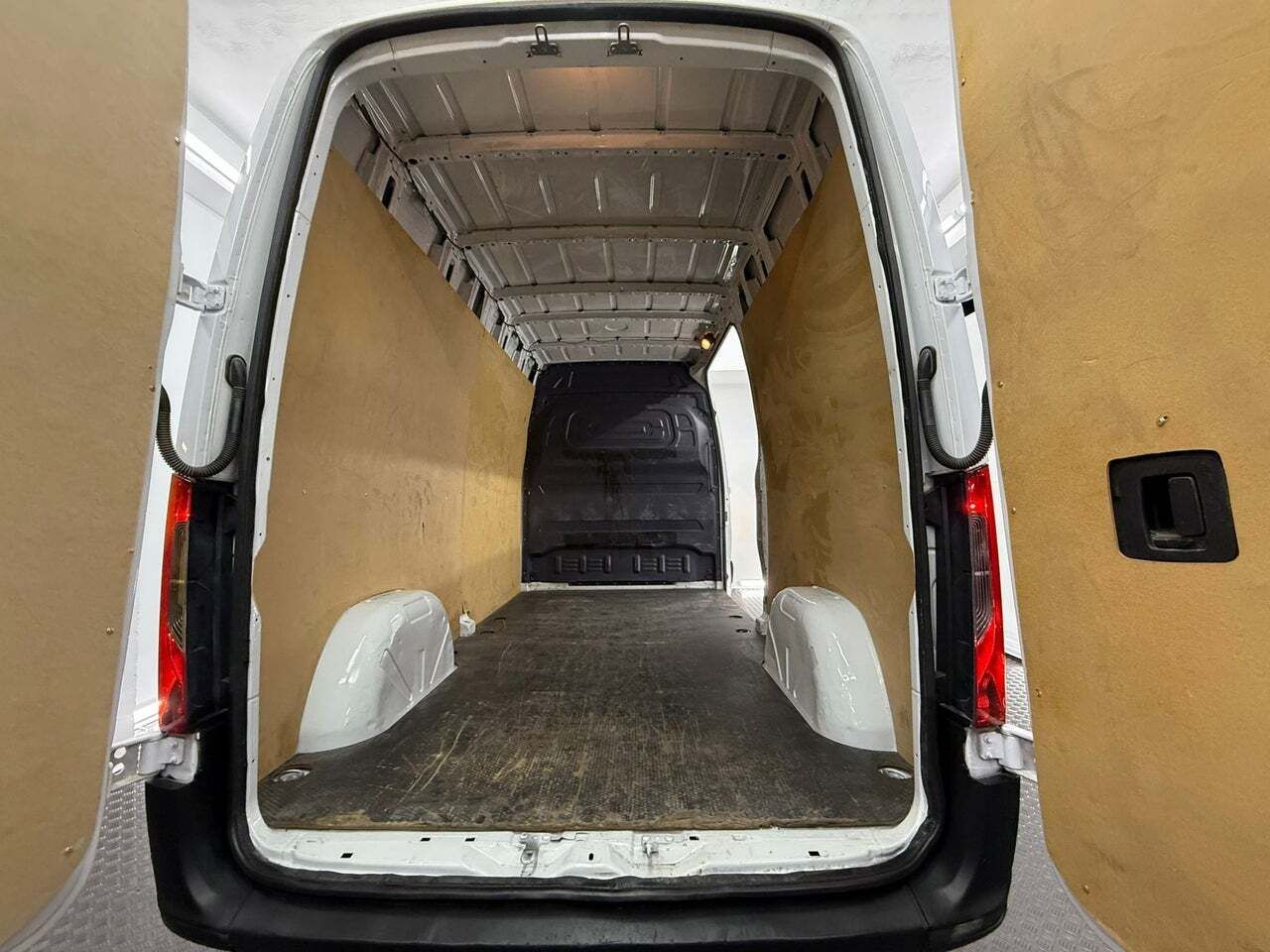 Mercedes Sprinter 211 CDI CORTO 3.0T TD  - Foto 28