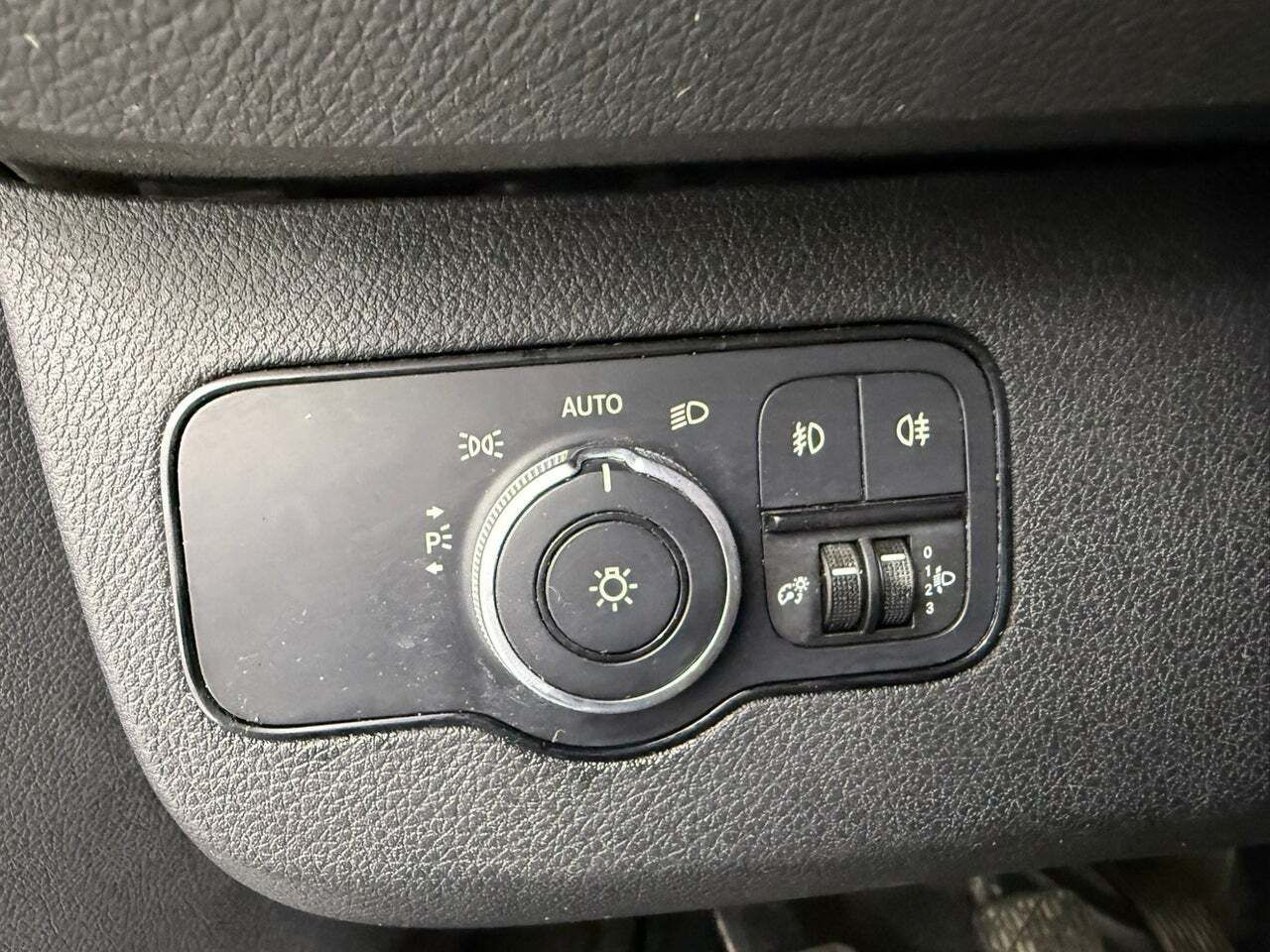 Mercedes Sprinter 211 CDI CORTO 3.0T TD  - Foto 22