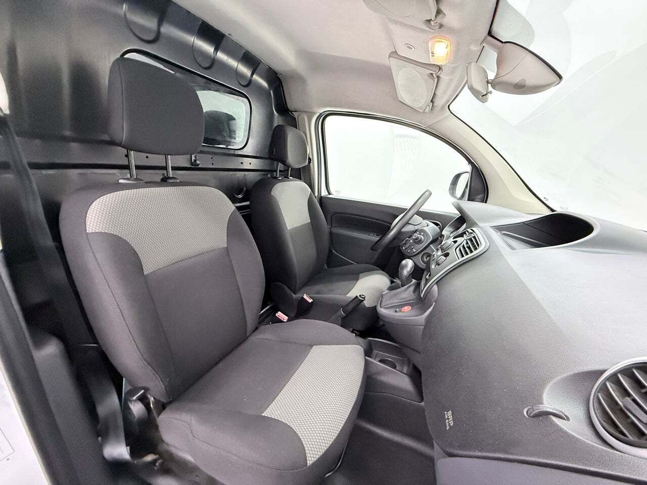 Renault Kangoo Maxi Z.E. 2 plazas  - Foto 28