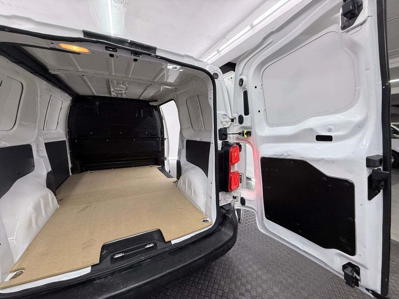 Opel Vivaro 1.5 Diesel 74kW 100CV M Std Express  - Foto 25