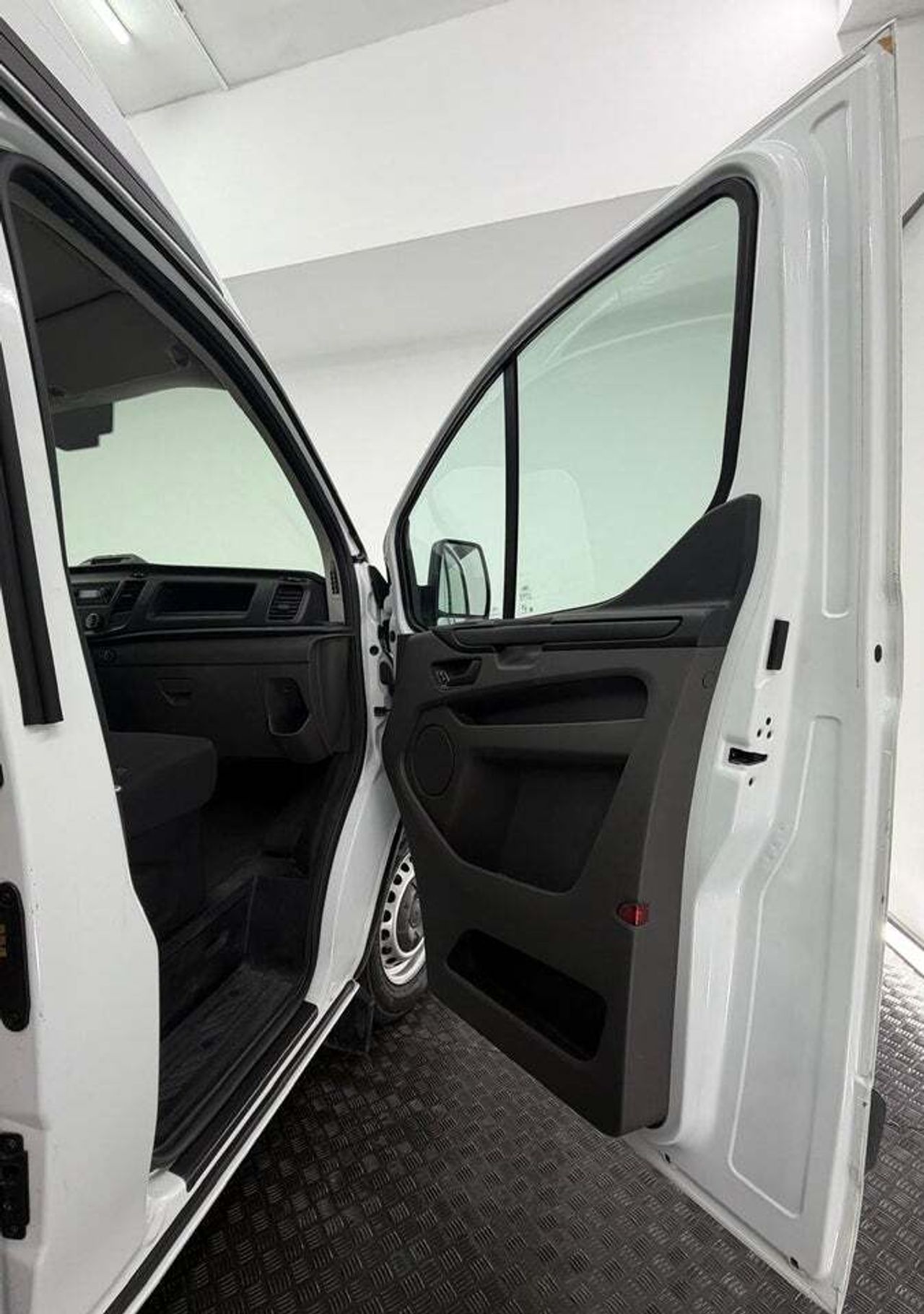 Ford Transit Custom Van 2.0 TDCI 96kW 340 L2 Ambiente  - Foto 36