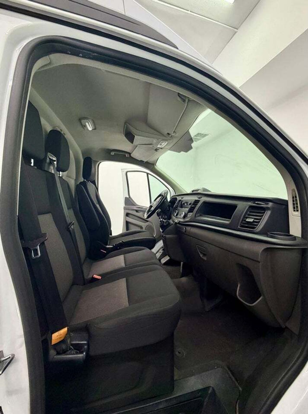 Ford Transit Custom Van 2.0 TDCI 96kW 340 L2 Ambiente  - Foto 12