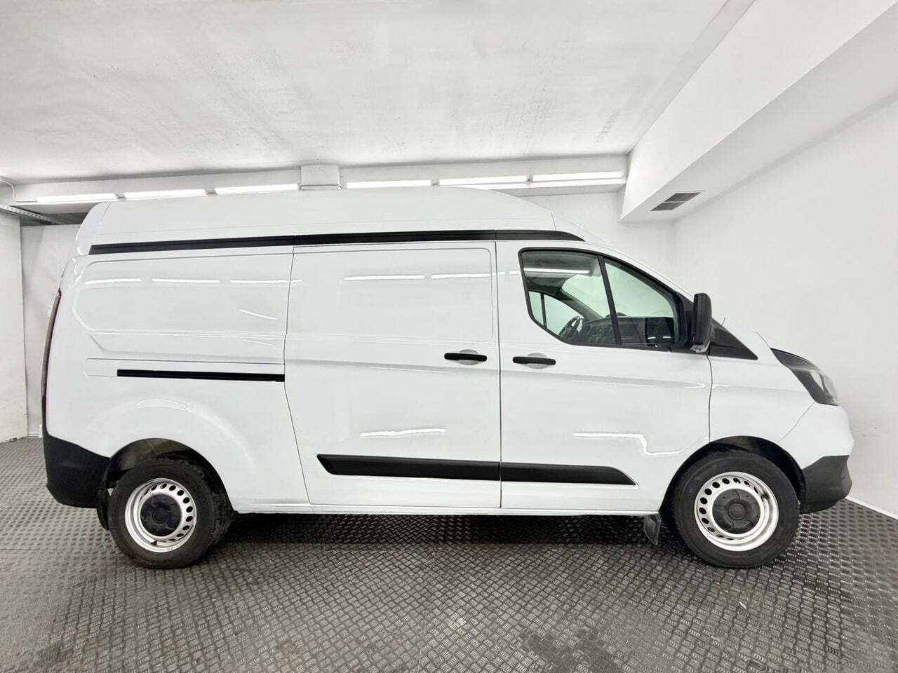 Ford Transit Custom Van 2.0 TDCI 96kW 340 L2 Ambiente  - Foto 8
