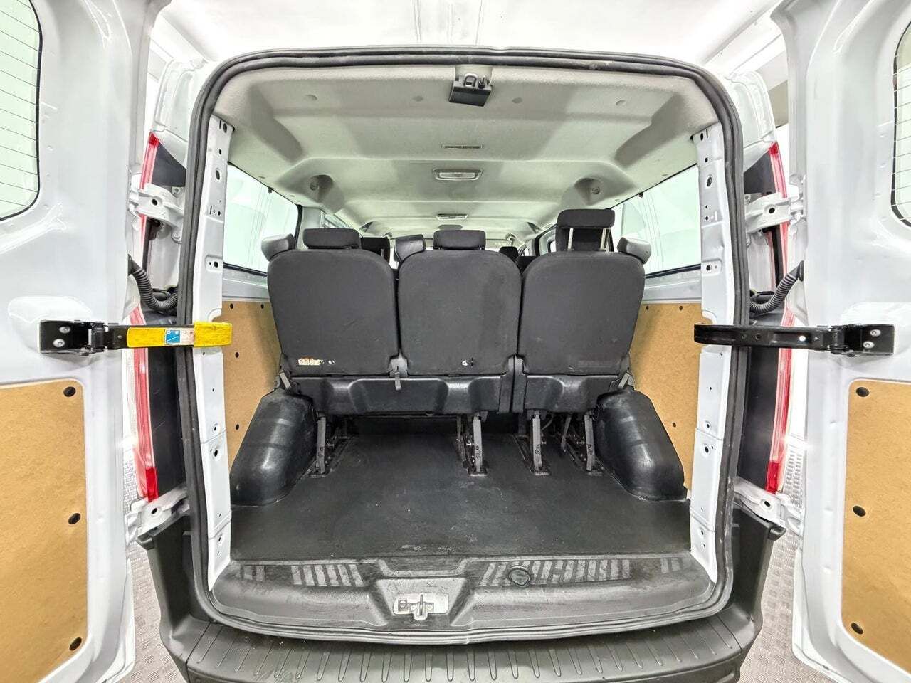 Ford Transit Custom Kombi 2.0 TDCI 77kW 320 L1 Ambiente  - Foto 23