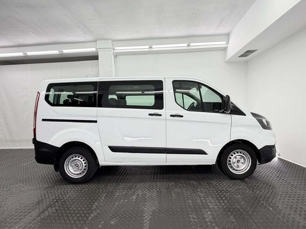 Ford Transit Custom Kombi 2.0 TDCI 77kW 320 L1 Ambiente  - Foto 7
