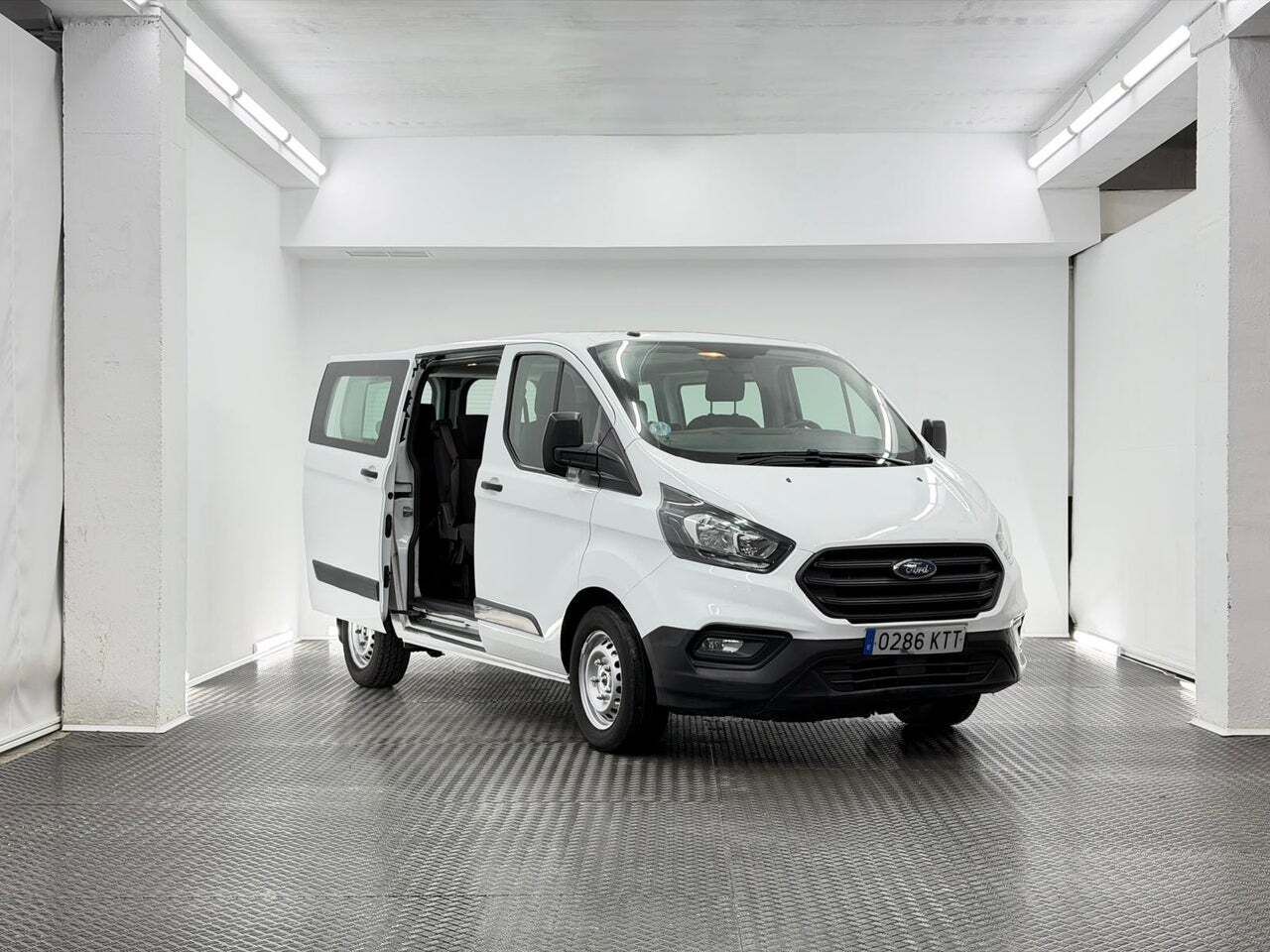 Ford Transit Custom Kombi 2.0 TDCI 77kW 320 L1 Ambiente  - Foto 4