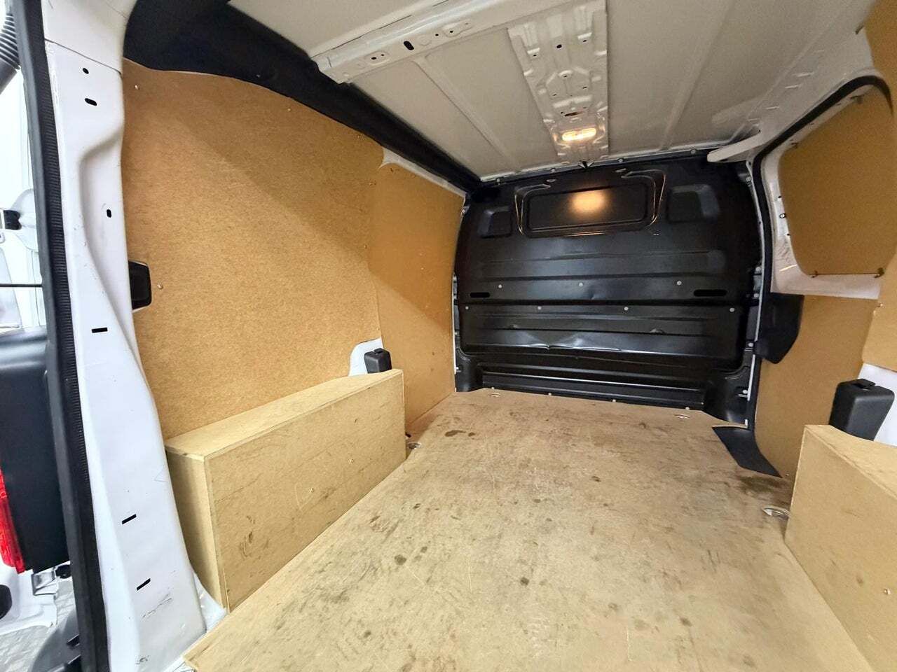 Fiat Scudo 50 kW Furgon L1 Business  - Foto 31