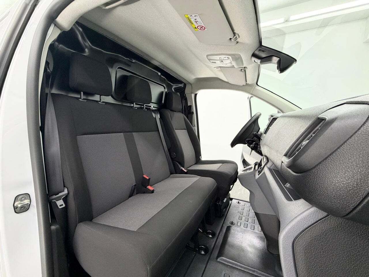 Fiat Scudo 50 kW Furgon L1 Business  - Foto 23