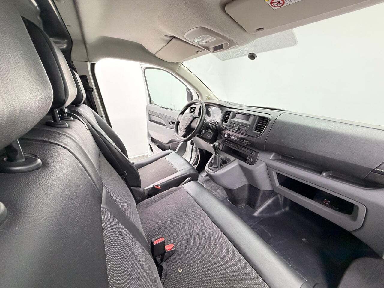 Peugeot Expert Furgon Premium 1.5 BlueHDi 100 SS Long  - Foto 26