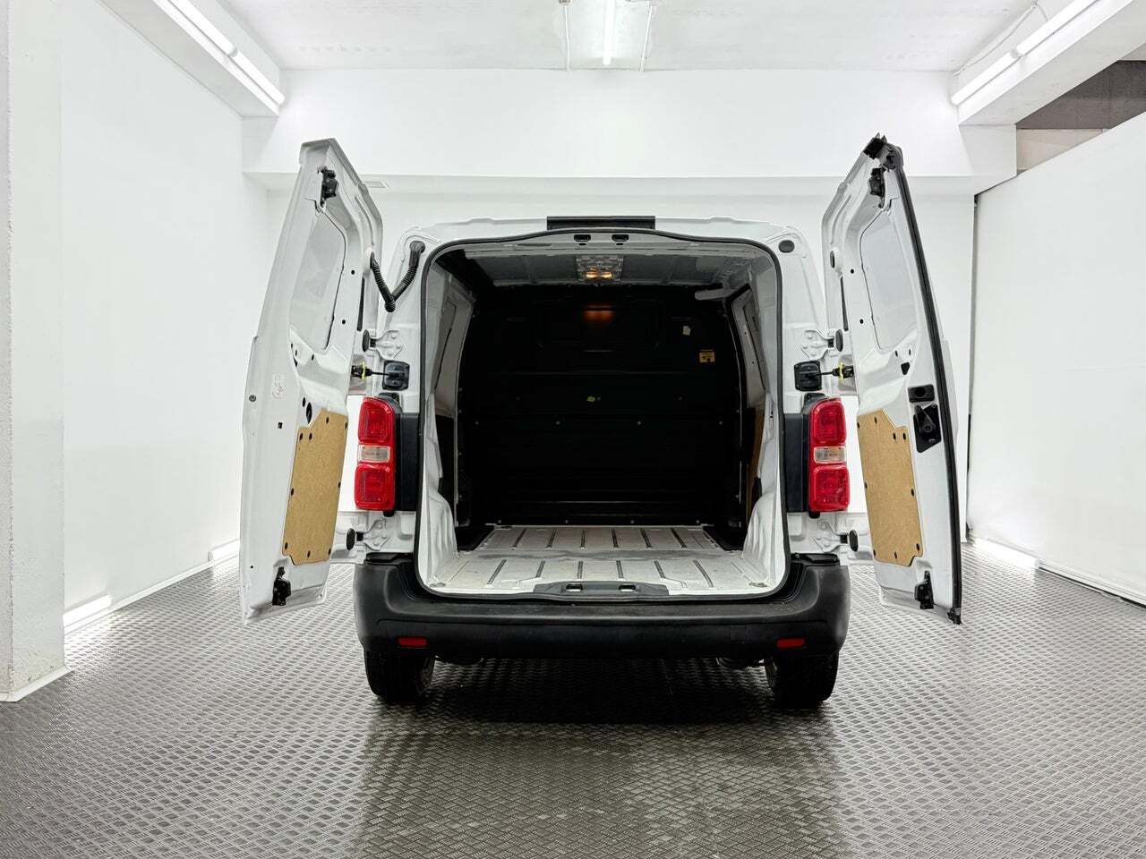 Peugeot Expert Furgon Premium 1.5 BlueHDi 100 SS Long  - Foto 29
