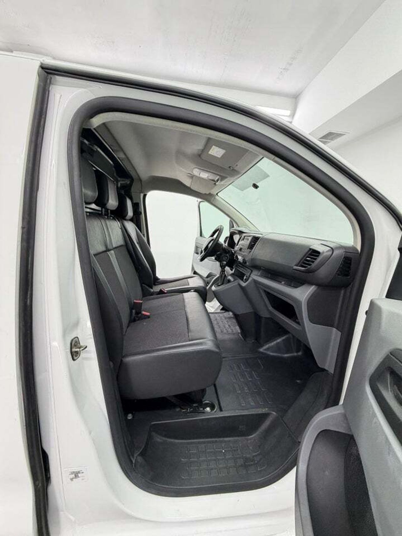 Peugeot Expert Furgon Premium 1.5 BlueHDi 100 SS Long  - Foto 12