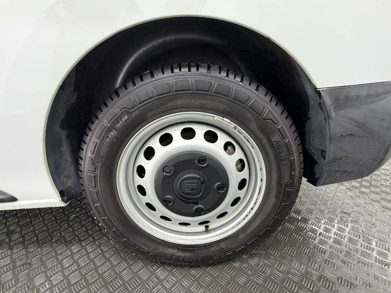 Fiat Scudo 50 kW Furgon L1 Business  - Foto 39