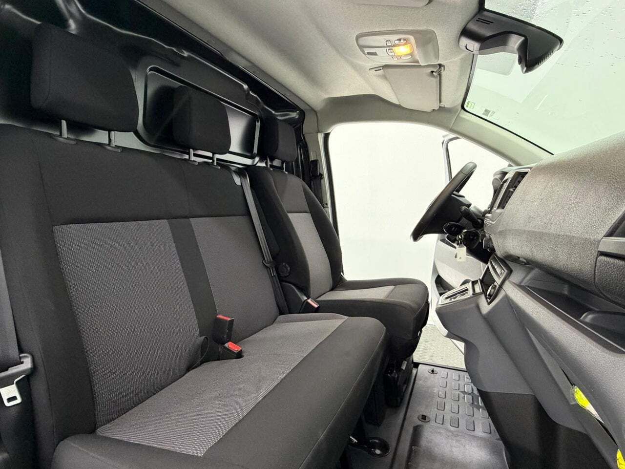 Fiat Scudo 50 kW Furgon L1 Business  - Foto 24